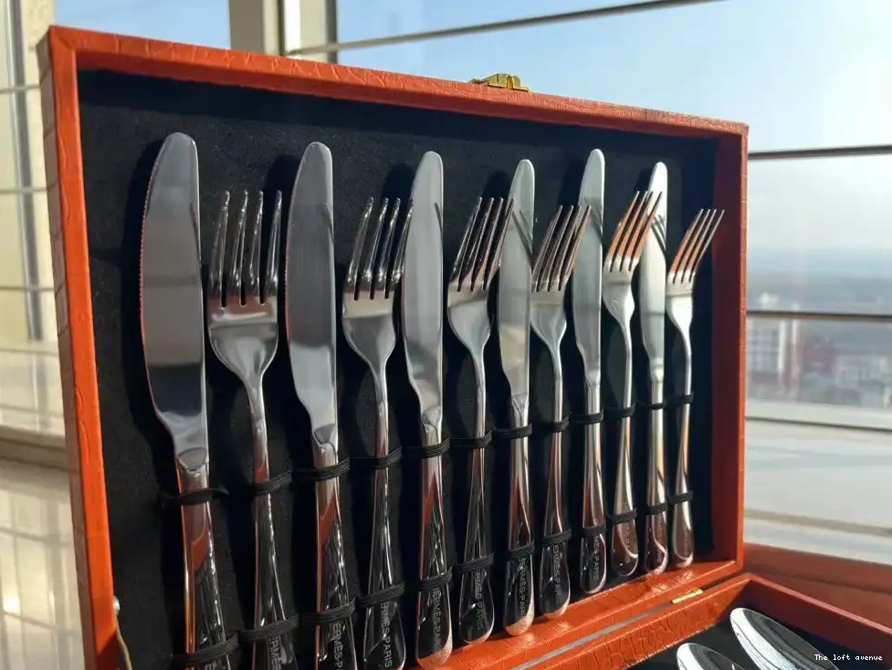 CUTLERY HERMES SET CUSTOM 0627